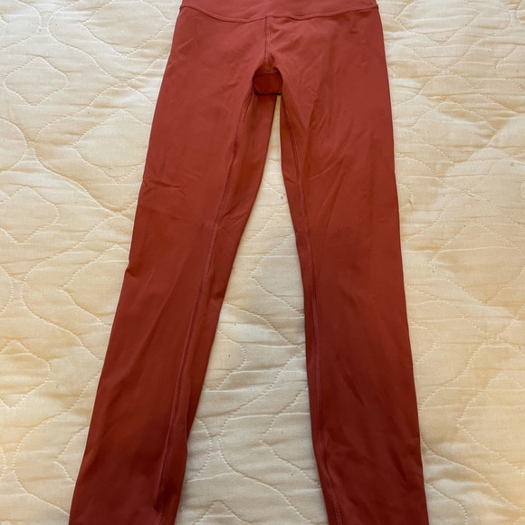 Lululemon 25” WUNDER UNDER HIGH RISE - Picture 4 of 6